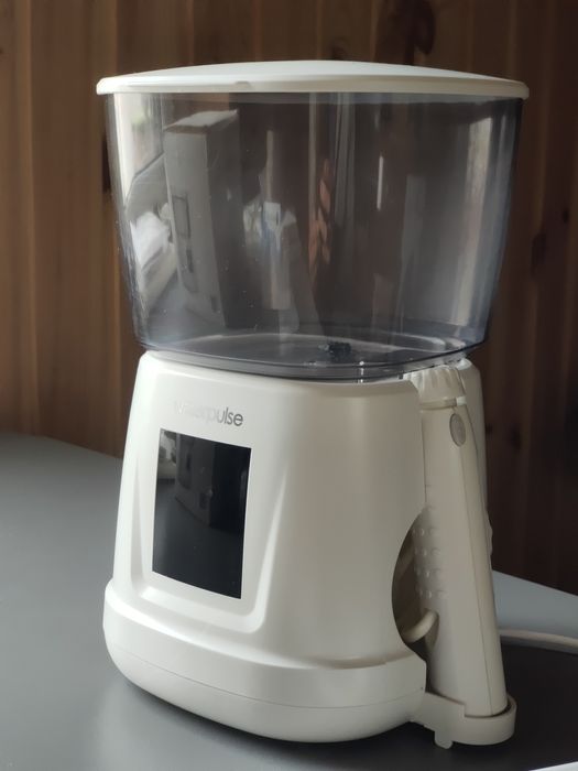 Іригатор Waterpulse V700 plus