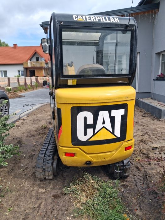 Uslugi minikoparka, koparko-ladowarka, ladowarka