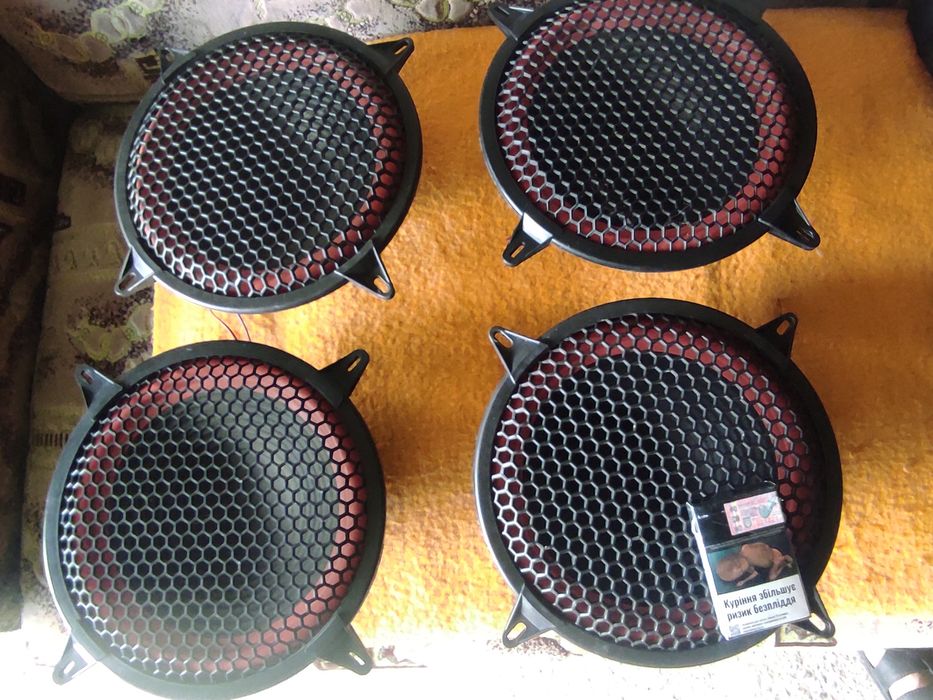 Динаміки Фентон 25 см в діаметрі