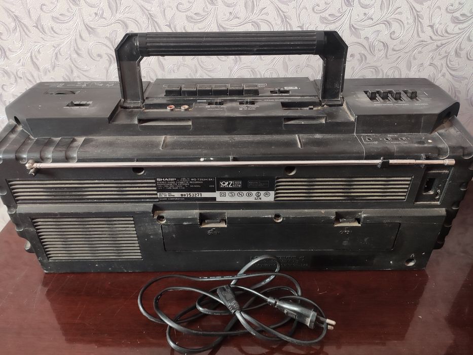 Магнитофон SHARP WQ-T352 Stereo Radio