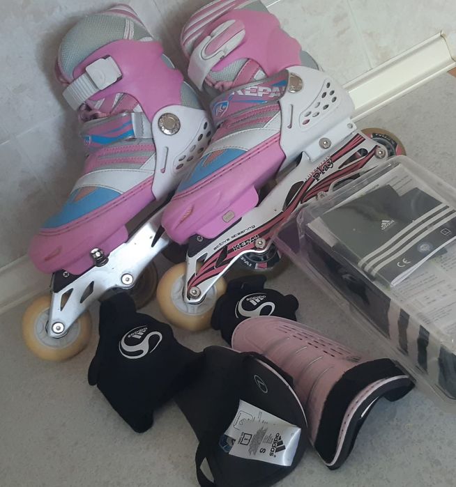 Коньки роликовые детские 23-25 см +новые щитки"Адидас" для голени