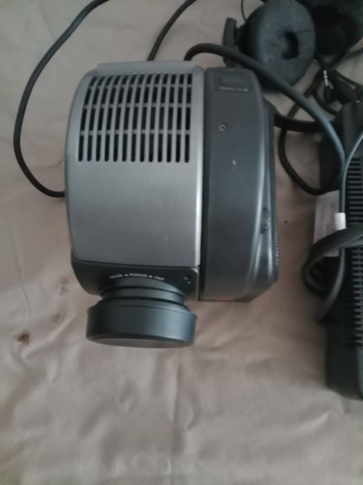Projector Sony CPJ 200E