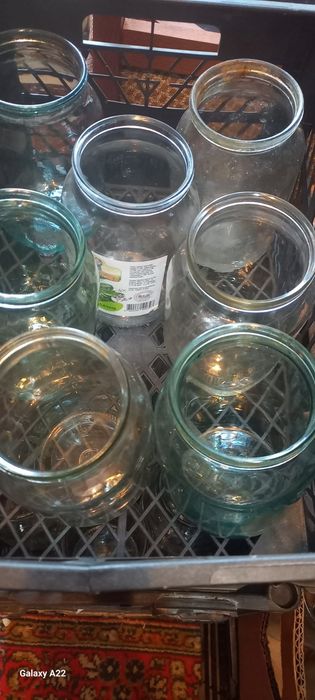 Продам банки б/в на 1 літрів під закатку