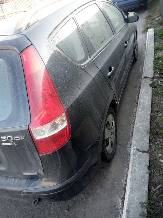 Hyundai I30 CW 1.6 CRDI,  2011 року, на відновлення