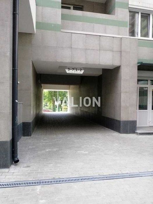 Продам 4-х кім. кв.в 2 рівня . ЖК  Академ Парк.Вернадского