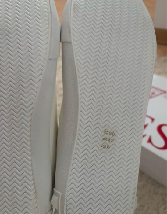Buty. guess nowe