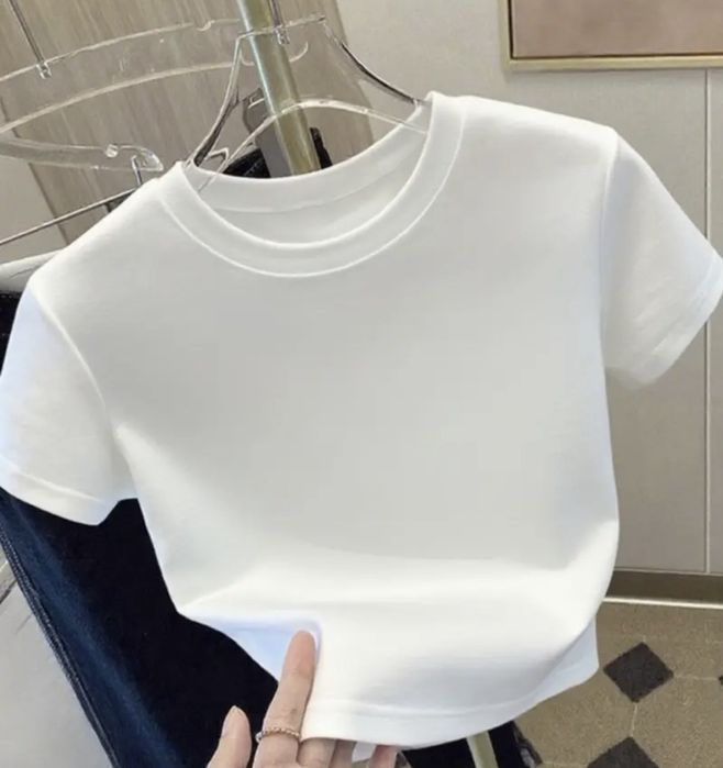 Футболка жіноча базова біла, чорна S