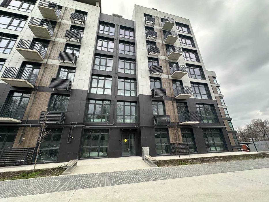 Продам 2-комнатную квартиру в новострое в центре (ЖК Форест Хил)