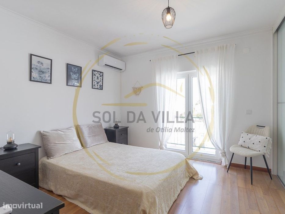 Moradia Geminada c/piscina Quinta do Conde - 425.000€