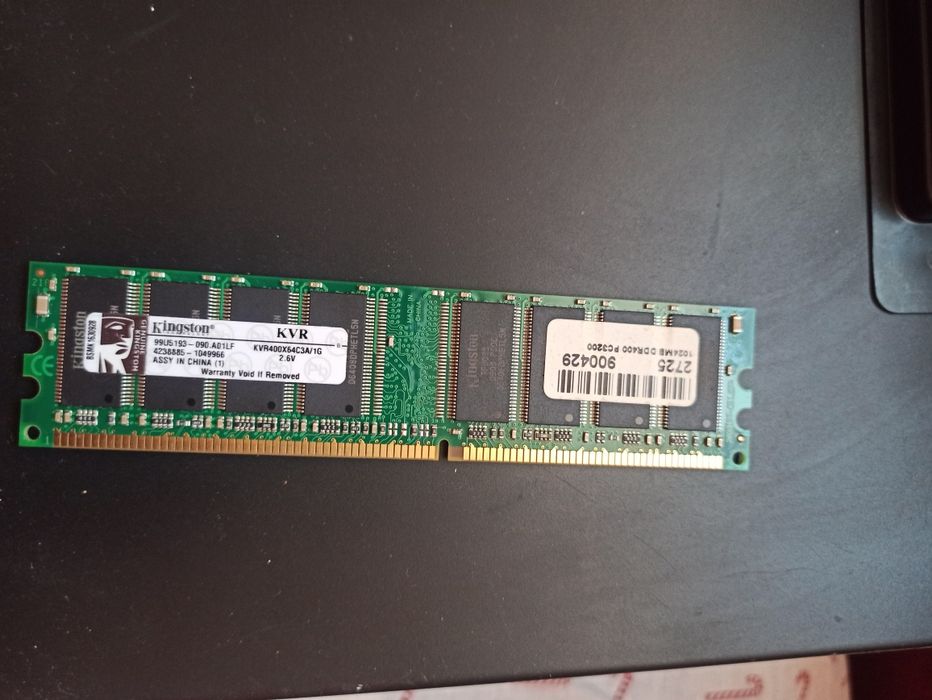 2 szt 1GB (1X 1GB) KINGSTON KVR400X64C3A/1G 400 MHZ DDR