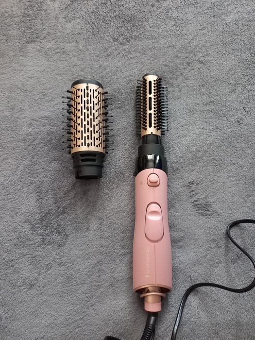 Фен-щітка для волосся