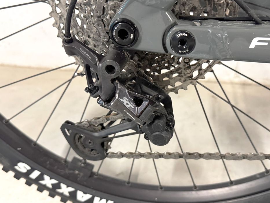 Focus Jam2 6.7 2025 L | Bosch | 1300 km | Giant Trek Specialized
