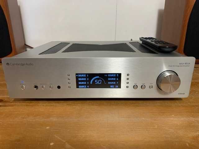 Wzmacniacz stereo Cambridge Audio Azur 851A