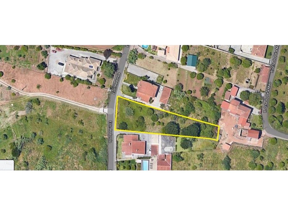 Vende-se lote com 1.500m2 na Redonda - Lordemão