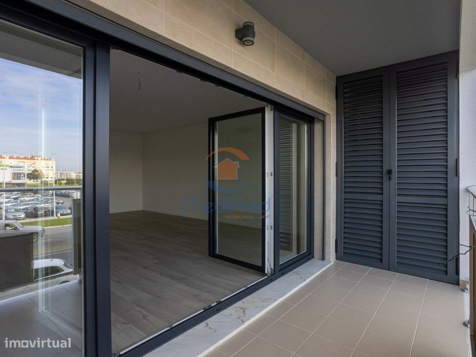 Apartamento T4 NOVO - Montijo