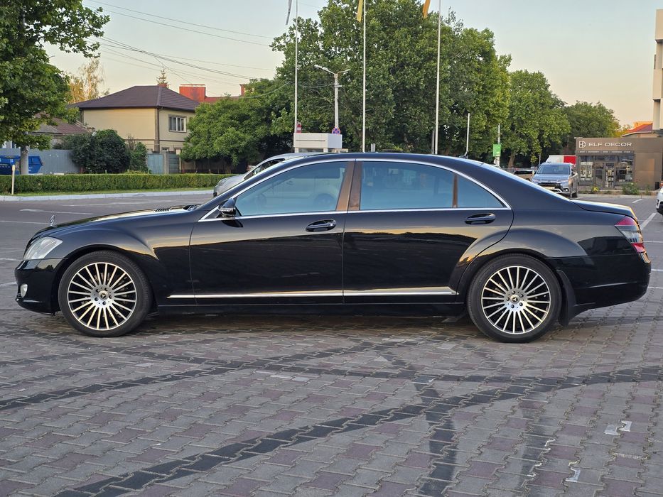 Продам свой Mercedes Benz w221 Long S500 5.5 идеальный