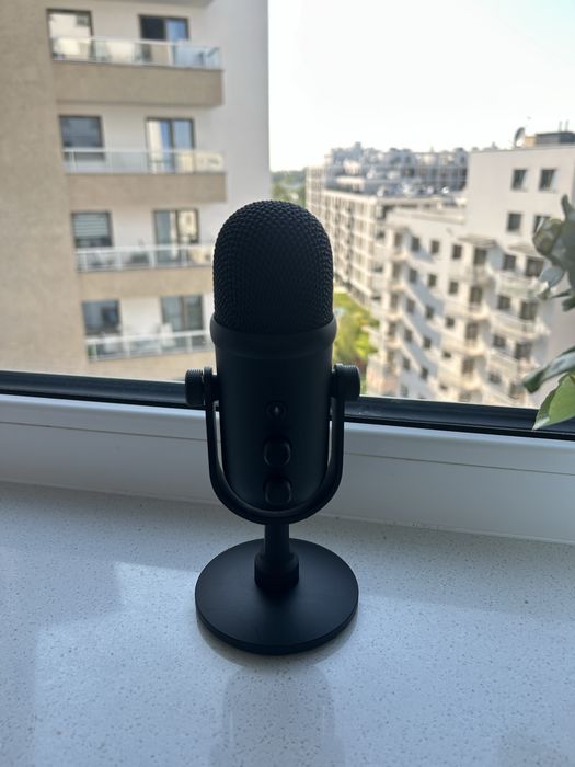 Мікрофон Razer Seiren V2 PRO