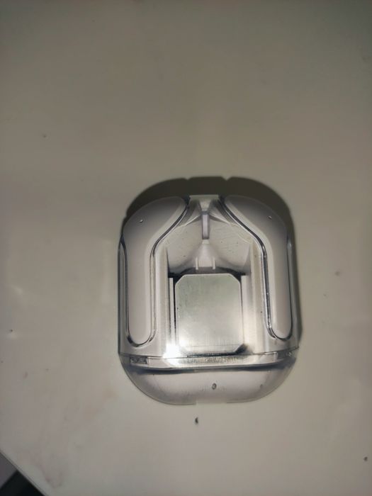 Fones de ouvido sem fio. Usado como novo