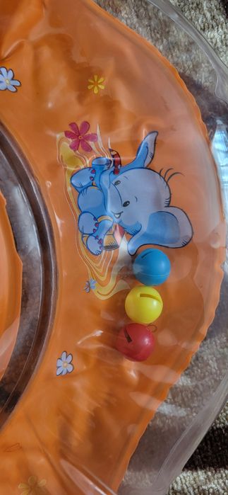 Круг для купання немовлят.  Круг для плавання