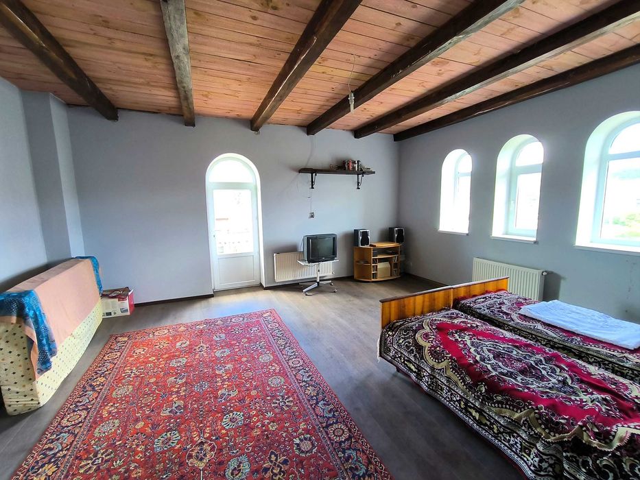 Капітальний будинок 350м² з каміном та сауною поруч з лісом! 27км від Києва.