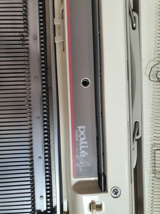 Brother kh 891 категорії 1 - 17700 , повна комплектація 10 Перфокарт