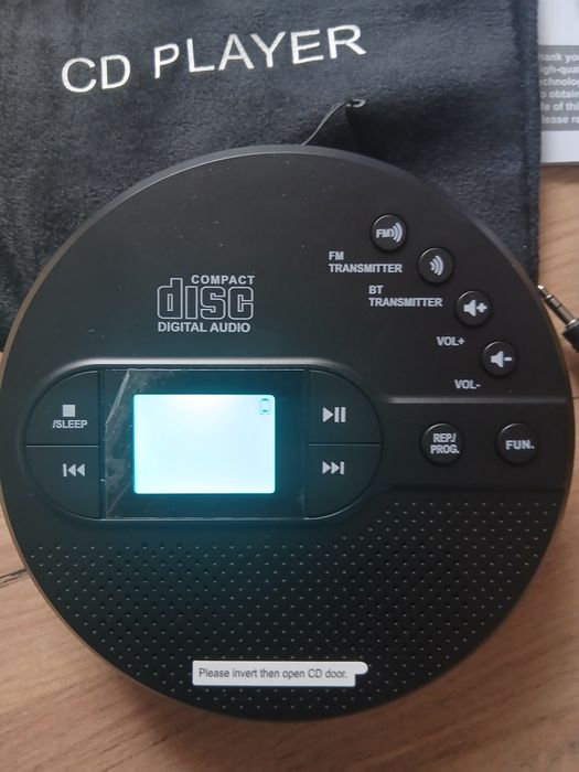Odtwarzacz.USB.CD.BT.