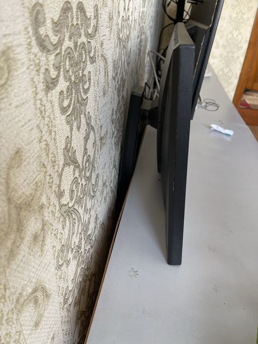 Asus Монітор до компʼютера asus , benq