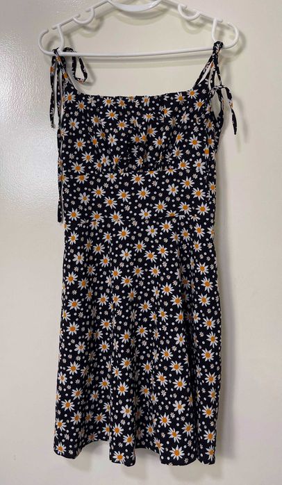 Vestido floral daisies preto curto, Shein, 38
