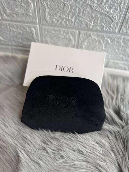 Косметичка Dior нова