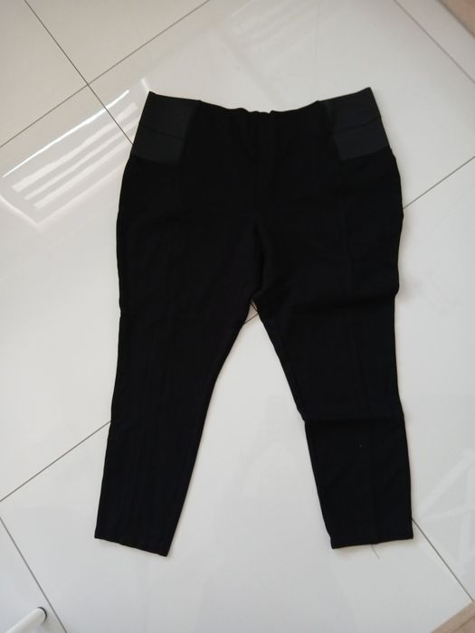 Czarne spodnie Esmara r 50