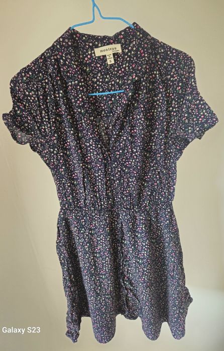 Сукні літні жіночі б/у. 2-шт.