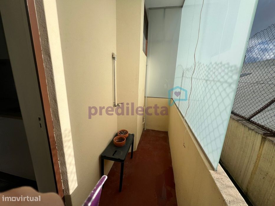 REF4149 - T2 Faria Guimarães, Porto