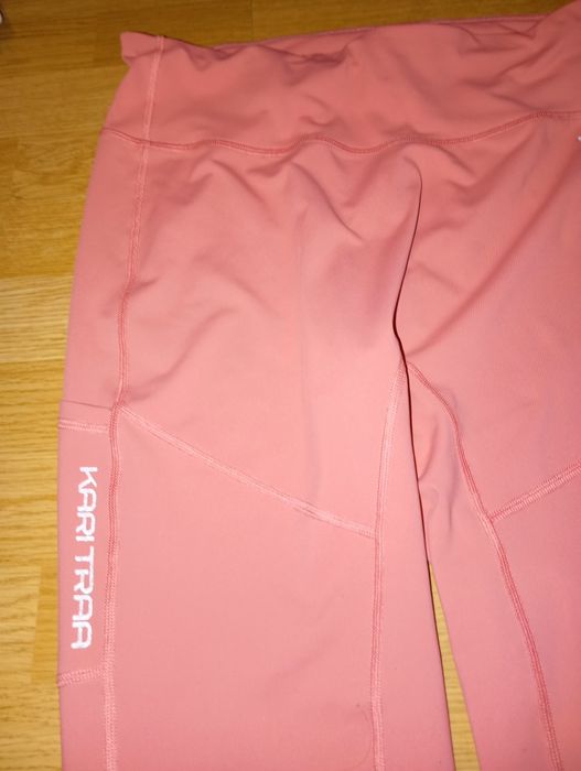 Sportowe leginsy Kari tra r XL i inne rzeczy rezerwacja