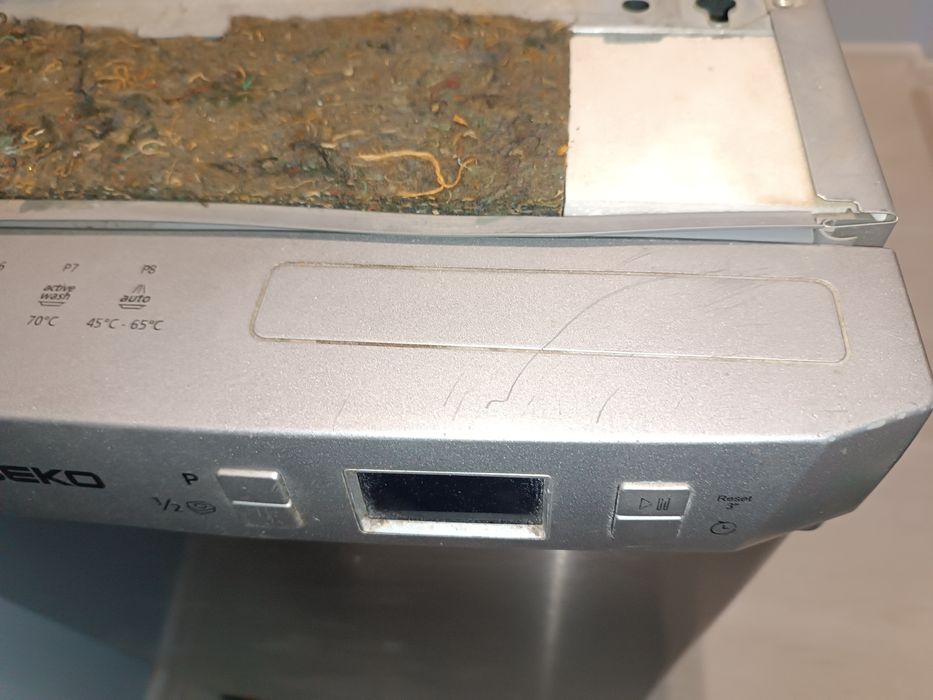 Zmywarka Beko DSFS 6831 X