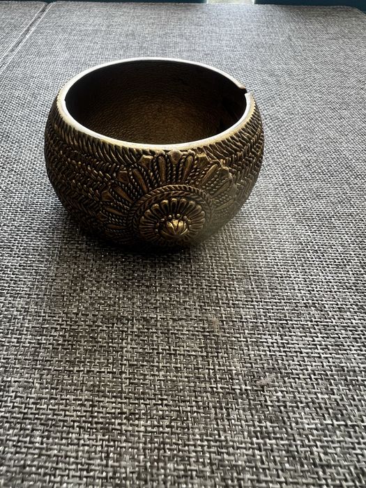 Orientalna, szeroka bransoleta vintage – ręcznie zdobiona