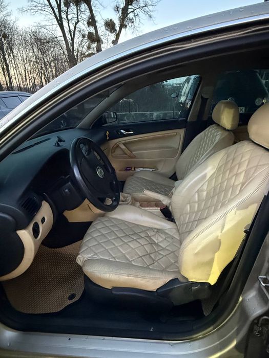 Skoda Superb 2004