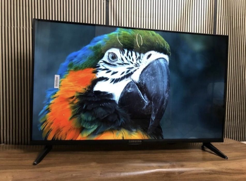 БЕЗ РАМОК | Телевізор Samsung 4K Smart TV T2 45 / 42 / 32