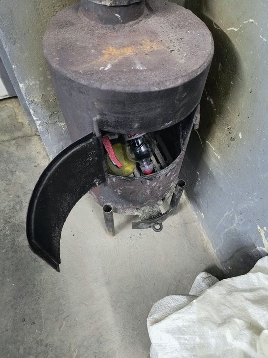 Компактна буржуйка в гараж