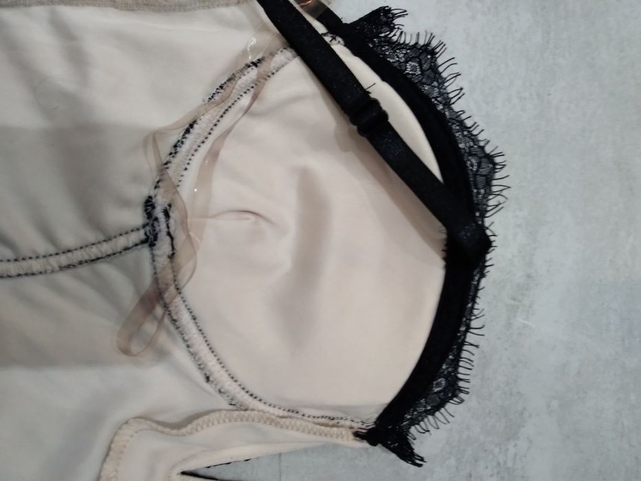 Cudny gorset rozm M miseczka B/C