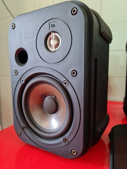 Colunas Jbl control la