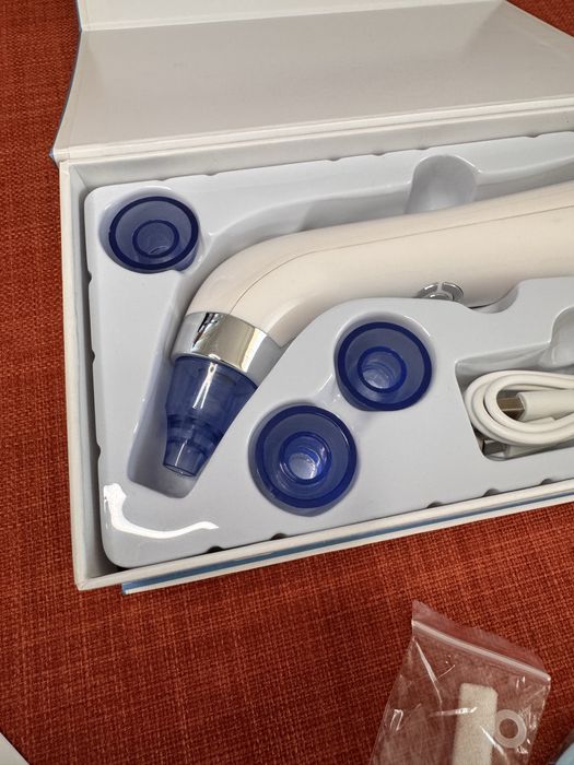 Maquina Limpeza Facial Essy
