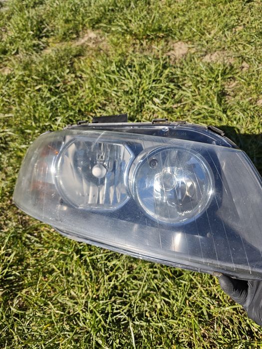 Фара  Audi A3 8P0941004L
