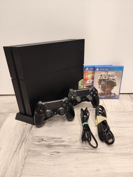 Konsola PS4 FAT 1TB Dwa Pady Dwie Gry