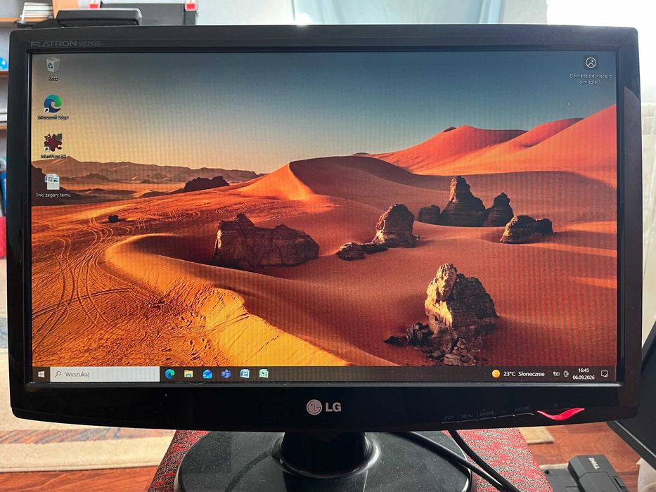 Monitor LG W2243S