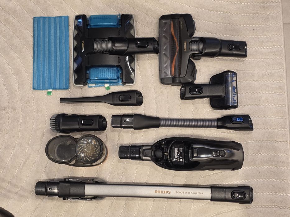 Бездротовий миючий пилосос Philips Aqua Plus 8000