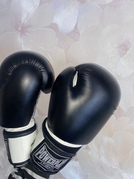 Перчатки боксерские