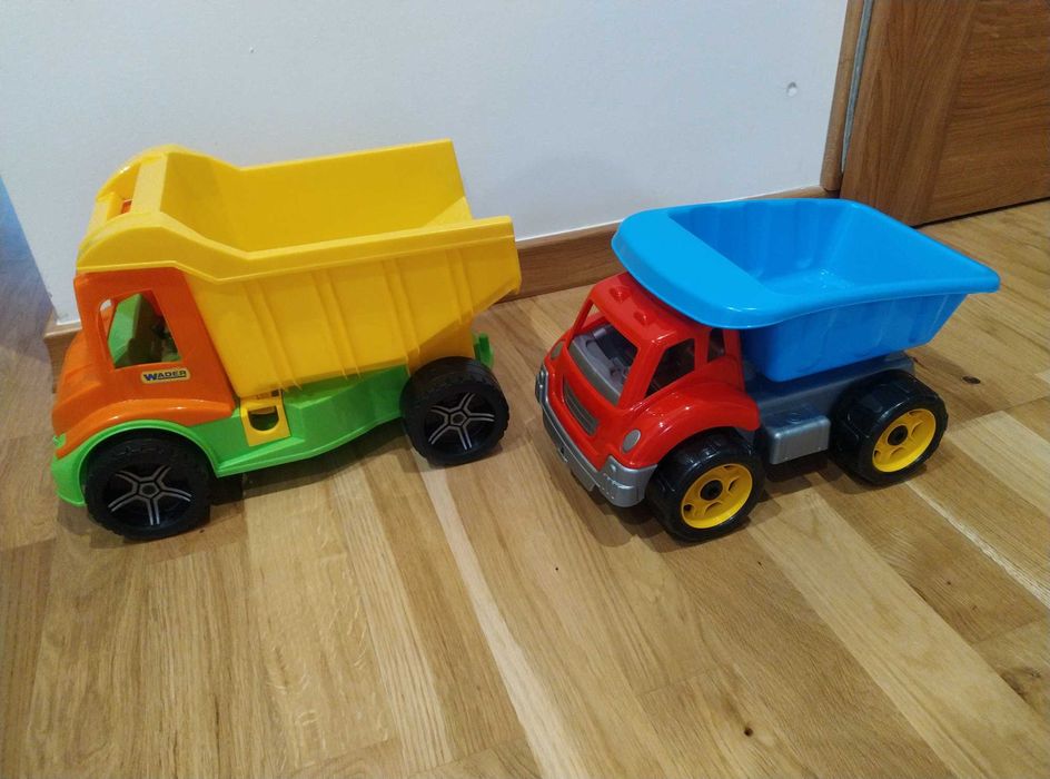 Wader duża i mała wywrotka w nowym stanie