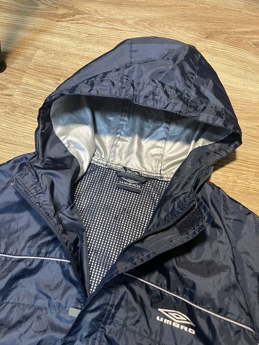 Вітровка синя umbro
