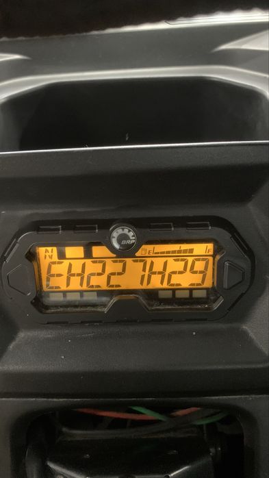 BRP Defender HD8