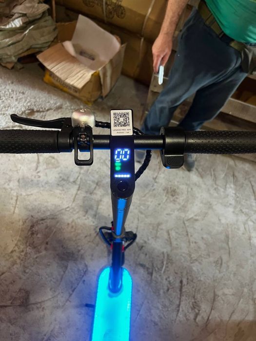 Електро Самокат 250W з підсвіткою